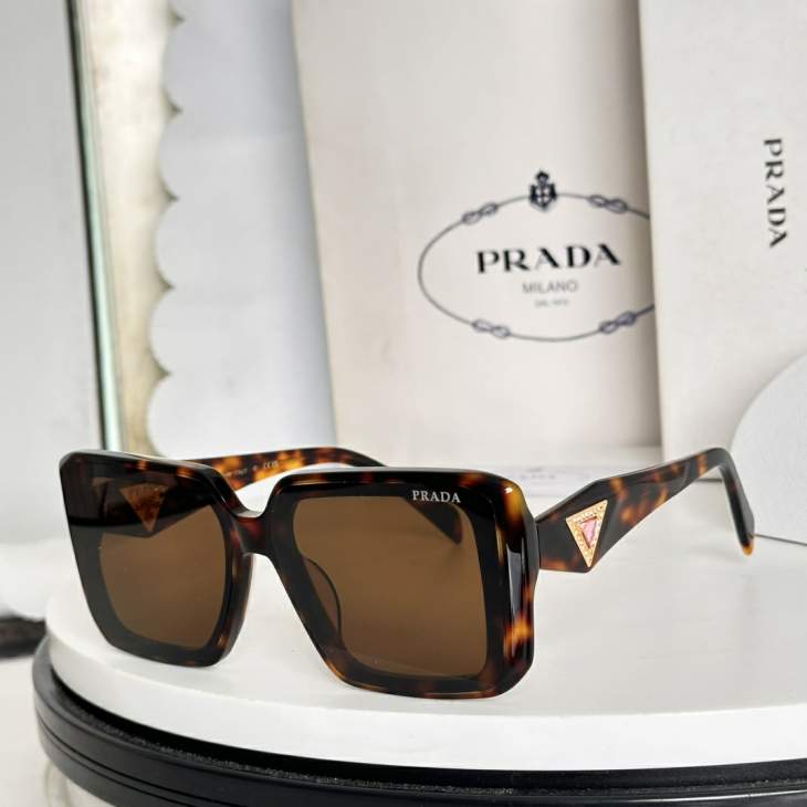 Picture of Prada Sunglasses _SKUfw76202740fw